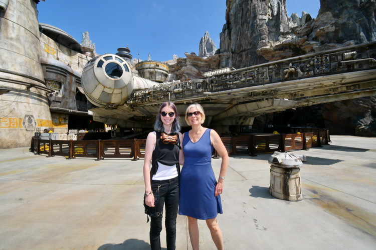 Be sure to have the PhotoPass photographer snap your picture in front of the Falcon. They'll make sure it looks like you're the only one there.
