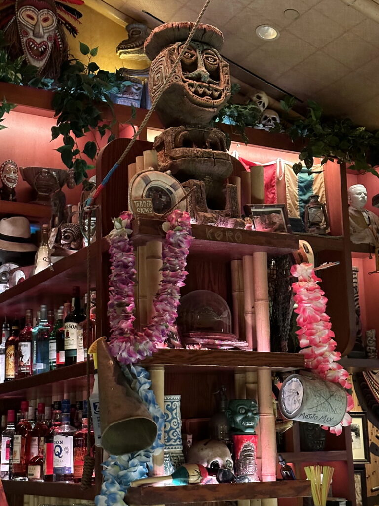 Inside Trader Sams at the Disneyland Hotel